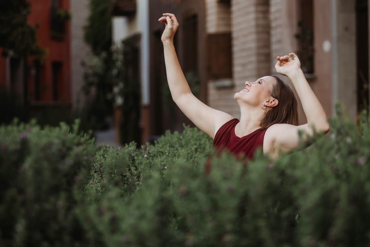 Holistic-Dance-Teacher